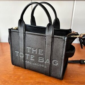 Marc Jacobs The Leather Small Tote Bag